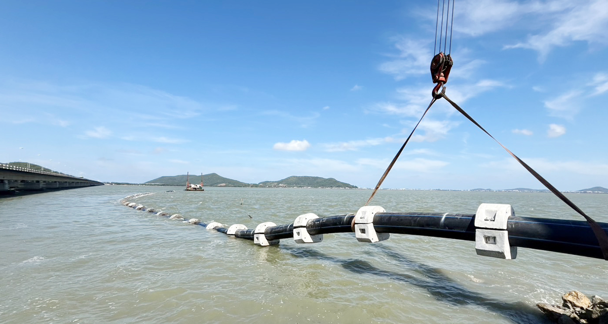 VSK ดำเนินโครงการวางท่อส่งน้ำลอดใต้ทะเลสาบสงขลาบริเวณสะพานติณสูลานนท์ด้านทิศเหนือและทิศใต้ เพื่อเสริมโครงสร้างพื้นฐานระบบสาธารณูปโภคด้านน้ำ