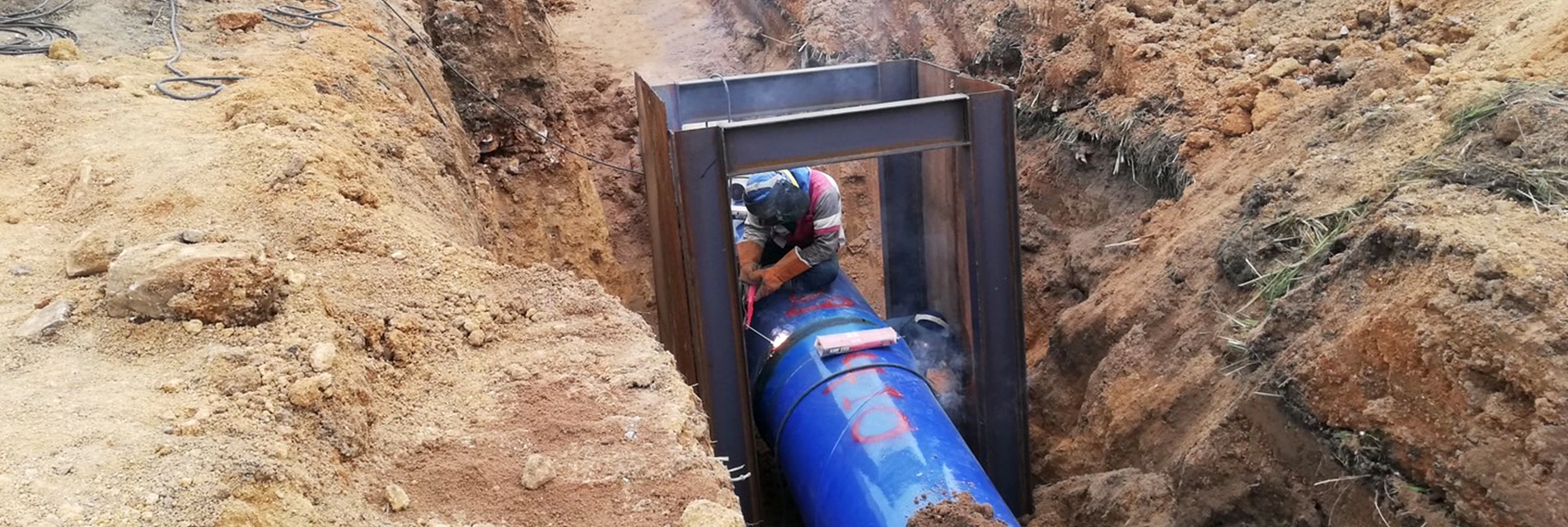 งานวางท่อส่งน้ำดิบขนาดใหญ่